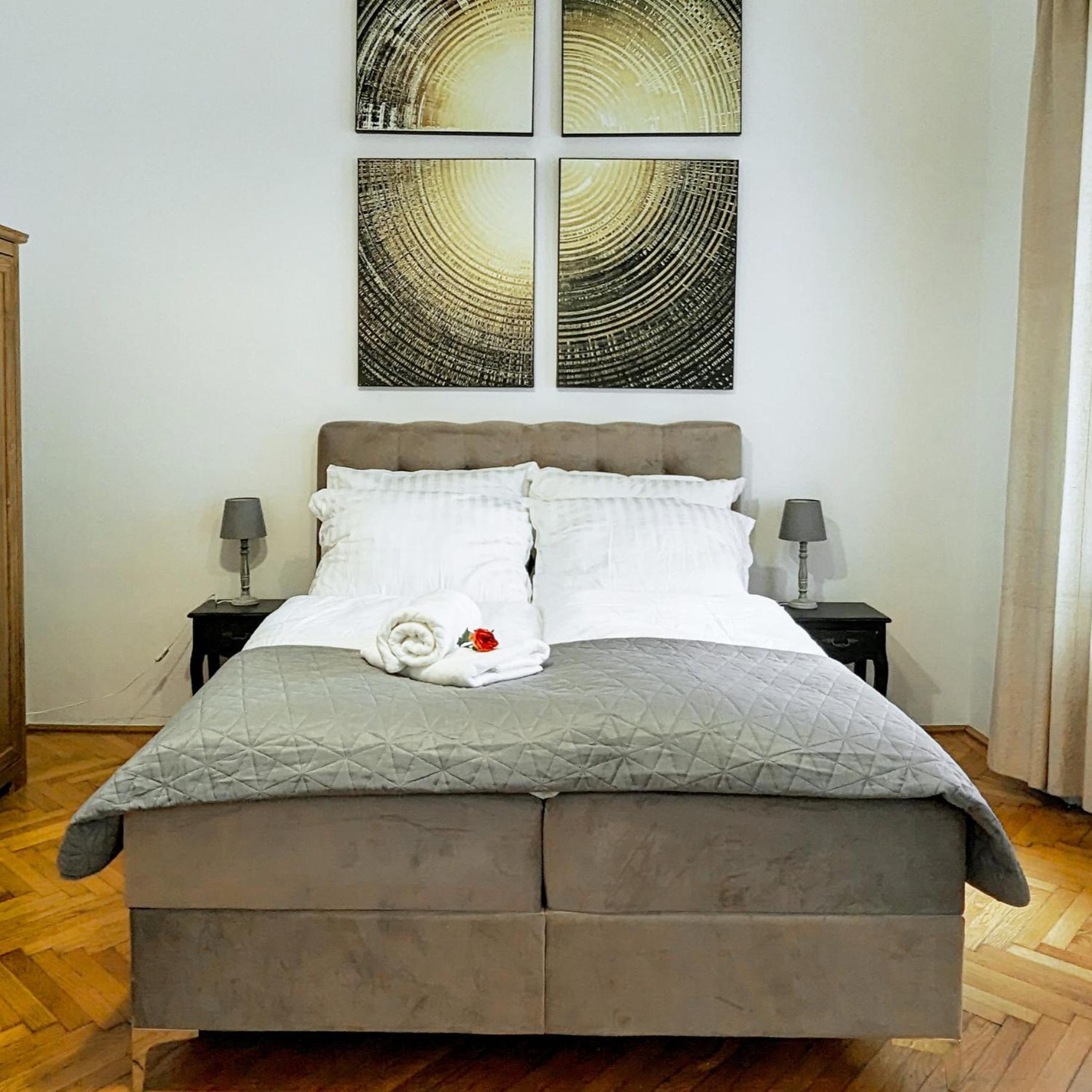 Heart Of The City, Entire Very Big Apartment 부다페스트 외부 사진